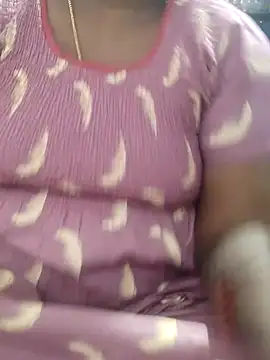 Snapshot of divyasree1431 chatting on 6, 3, 2026 divyasree1431 online show from 6, 3, 2026