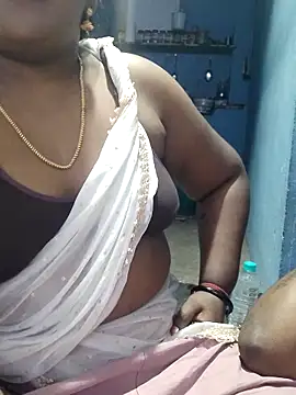 Snapshot of divyasree1431 chatting on 9, 3, 2026 divyasree1431 online show from 9, 3, 2026