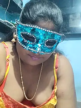 Snapshot of divyasree1431 chatting on 26, 3, 2026 divyasree1431 online show from 26, 3, 2026