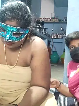 Snapshot of divyasree1431 chatting on 28, 3, 2026 divyasree1431 online show from 28, 3, 2026