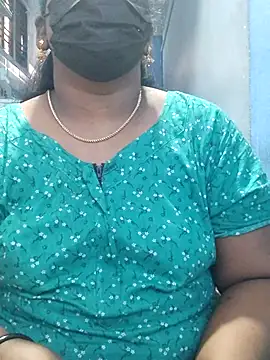 Snapshot of divyasree1431 chatting on 3, 4, 2026 divyasree1431 online show from 3, 4, 2026