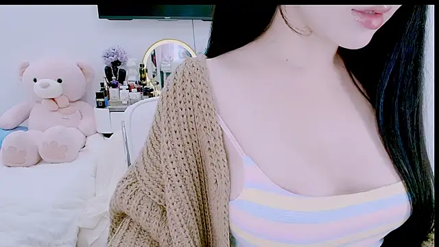 Snapshot of Pari_Kilian22 chatting on 11, 1, 2026 Pari Kilian22 online show from 11, 1, 2026