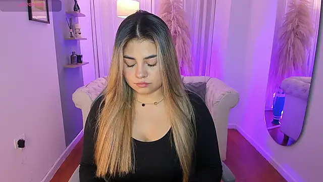 Snapshot of taylor_smiith1 chatting on 14, 1, 2026 taylor smiith1 online show from 14, 1, 2026