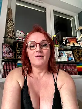 lovelytrans67 online show from 8, 1, 2026