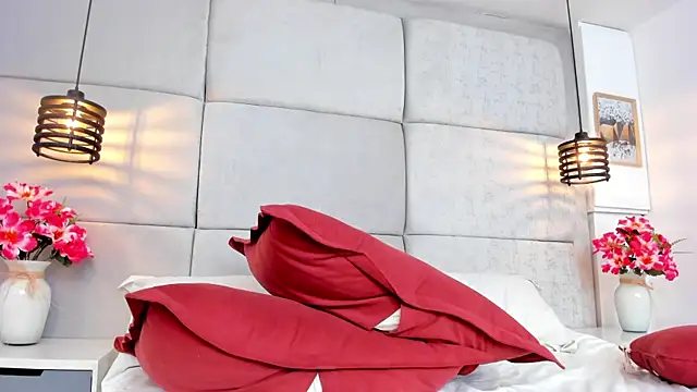 Snapshot of IvonneOwen chatting on 26, 4, 2026 IvonneOwen online show from 26, 4, 2026