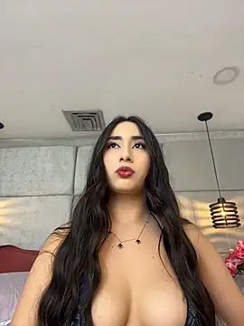 Snapshot of IvonneOwen chatting on 18, 5, 2026 IvonneOwen online show from 18, 5, 2026