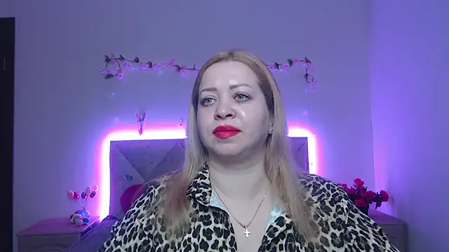 OliviaVerr online show from 10, 4, 2026