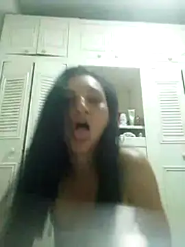 mariana santacoloma online show from 25, 5, 2026