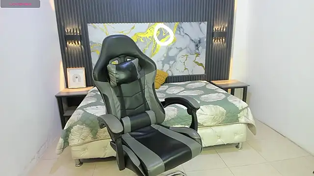 Dark Desiree18 online show from 21, 2, 2026