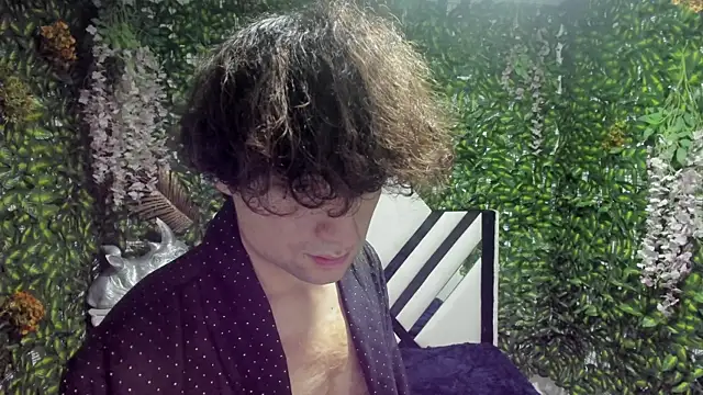 SHAW FROSTE online show from 9, 1, 2026