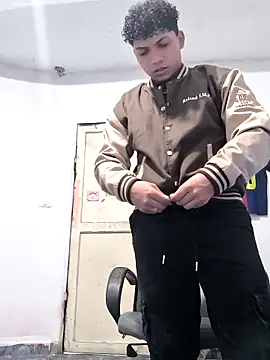 VersedChip online show from 4, 2, 2026