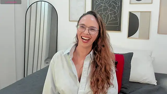 Snapshot of Julianneharris chatting on 11, 7, 2026 Julianneharris online show from 11, 7, 2026