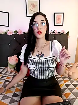 Snapshot of RoseNyx chatting on 6, 2, 2026 RoseNyx online show from 6, 2, 2026