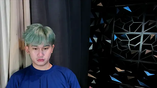 davincihugecock online show from 5, 4, 2026