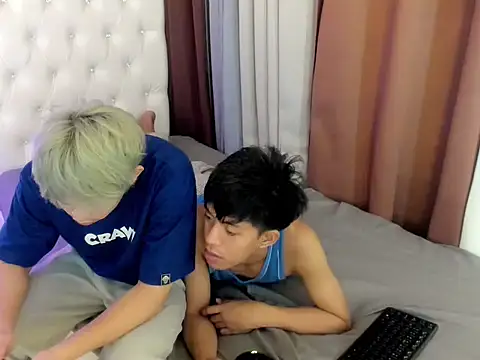 davincihugecock online show from 15, 4, 2026