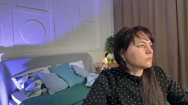 Snapshot of _SilkyShadow_ chatting on 1, 2, 2026 SilkyShadow online show from 1, 2, 2026