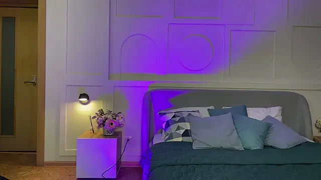 Snapshot of _SilkyShadow_ chatting on 3, 2, 2026 SilkyShadow online show from 3, 2, 2026