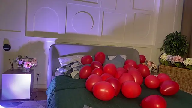 Snapshot of _SilkyShadow_ chatting on 15, 2, 2026 SilkyShadow online show from 15, 2, 2026