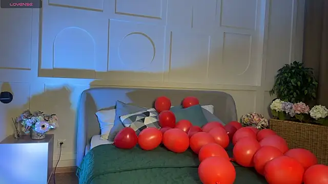 Snapshot of _SilkyShadow_ chatting on 19, 2, 2026 SilkyShadow online show from 19, 2, 2026