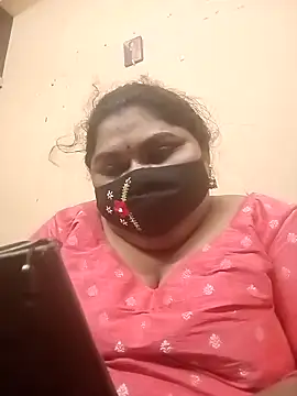 Snapshot of misammahyd chatting on 6, 5, 2026 misammahyd online show from 6, 5, 2026