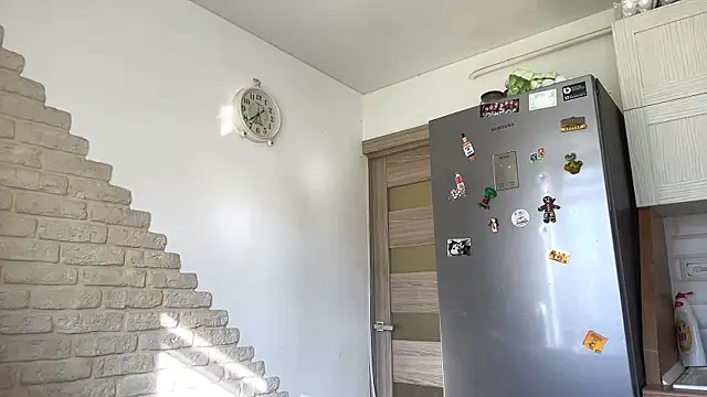 ElsieKuhlmann online show from 18, 4, 2026