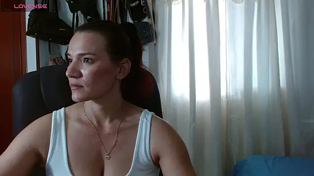 Scarlett 3X online show from 6, 2, 2026