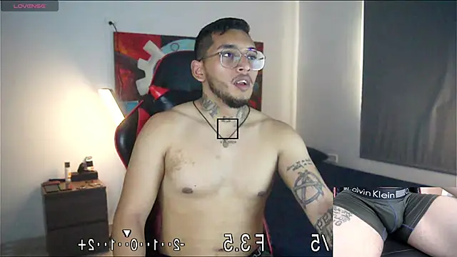 Snapshot of EvanVelvet chatting on 12, 2, 2026 EvanVelvet online show from 12, 2, 2026