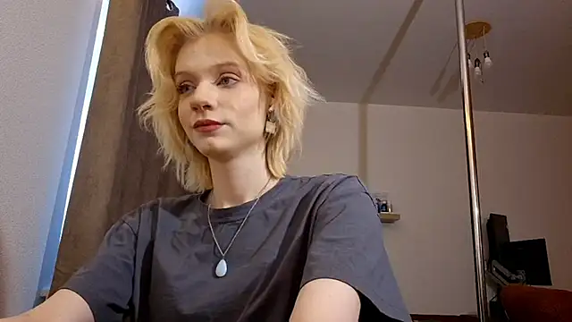 Snapshot of AuraNevera chatting on 15, 1, 2026 AuraNevera online show from 15, 1, 2026