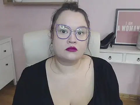 Snapshot of HollyDanceSoul chatting on 14, 1, 2026 HollyDanceSoul online show from 14, 1, 2026