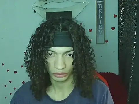 Axel fox77 online show from 4, 5, 2026