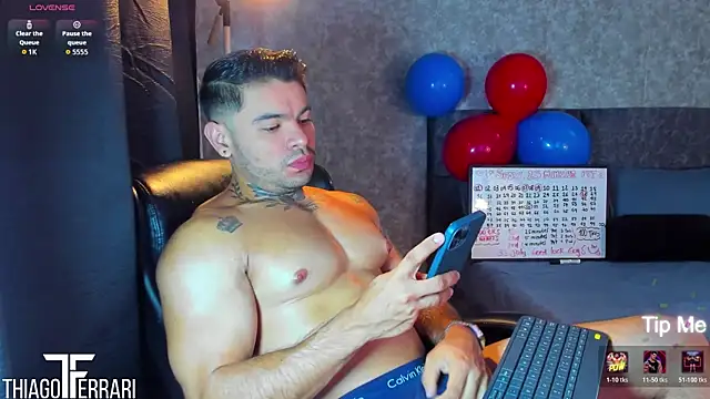 Snapshot of thiago_ferrari_ chatting on 5, 7, 2026 thiago ferrari online show from 5, 7, 2026