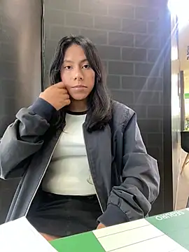 Snapshot of katerinnn99 chatting on 10, 1, 2026 katerinnn99 online show from 10, 1, 2026