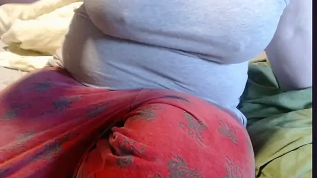 Snapshot of Santanna77 chatting on 13, 2, 2025 Santanna77 online show from 13, 2, 2025