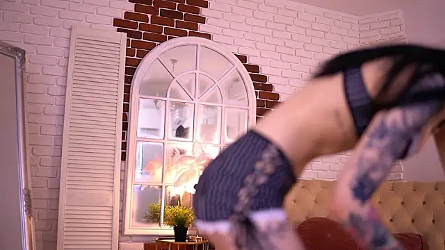 NyssaSky online show from 4, 3, 2026