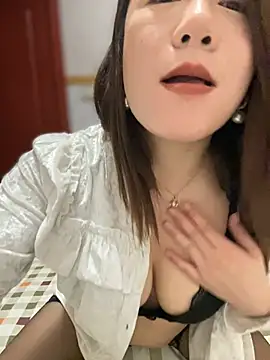 yeye90947 online show from 13, 1, 2026