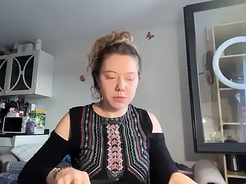 Luxerin online show from 28, 2, 2026