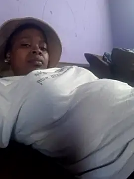Snapshot of bigboobylicious chatting on 26, 5, 2026 bigboobylicious online show from 26, 5, 2026