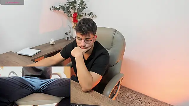 Snapshot of Jay_Grip chatting on 9, 2, 2026 Jay Grip online show from 9, 2, 2026