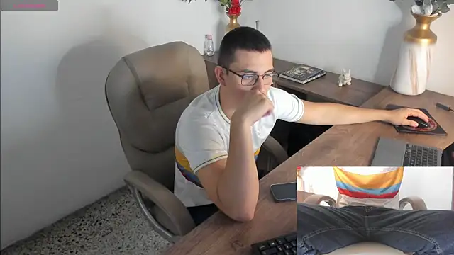 Snapshot of Jay_Grip chatting on 13, 2, 2026 Jay Grip online show from 13, 2, 2026