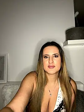 Snapshot of Liana-1 chatting on 15, 1, 2026 Liana-1 online show from 15, 1, 2026