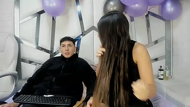Snapshot of ScarlettAndLucas chatting on 3, 2, 2026 ScarlettAndLucas online show from 3, 2, 2026