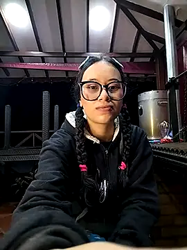 l0lita emi online show from 11, 2, 2026