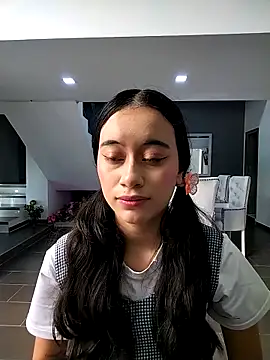 l0lita emi online show from 23, 2, 2026