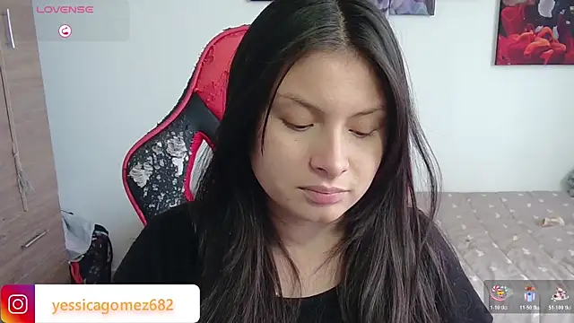 yessica gomez01 online show from 18, 1, 2026