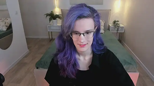 Snapshot of AuraLaunni chatting on 27, 6, 2026 AuraLaunni online show from 27, 6, 2026