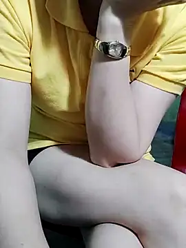 Snapshot of SullyShow69 chatting on 11, 2, 2026 SullyShow69 online show from 11, 2, 2026