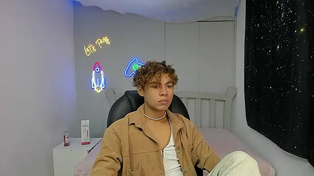 Snapshot of Anyelo_Twink chatting on 3, 2, 2026 Anyelo Twink online show from 3, 2, 2026