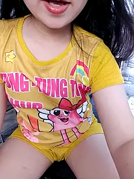 EnzxMoon02 online show from 6, 4, 2026