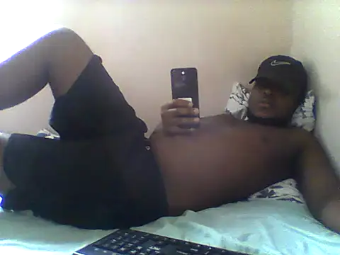 handsomeguy02 online show from 22, 4, 2026