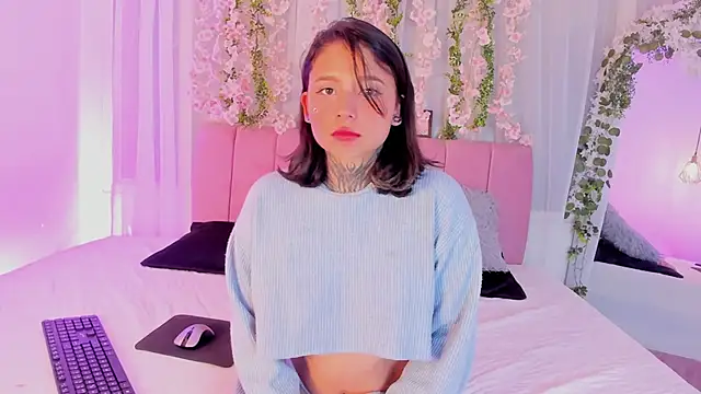 Snapshot of nicky_bonny18 chatting on 14, 1, 2026 nicky bonny18 online show from 14, 1, 2026